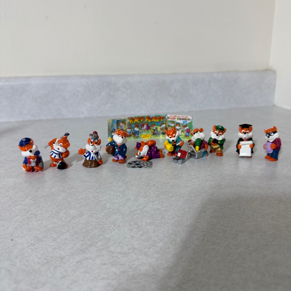 Ferrero Kinder Surprise Fancy Fuxies Fox Figurines Complete Set‎ 10 Vintage 1998